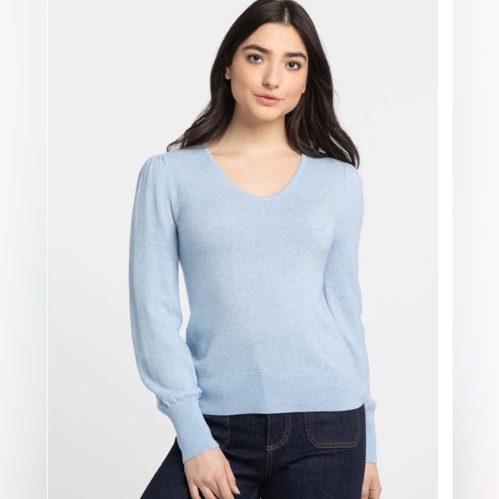 Kinross Coastal Blue V Neck Sweater- Medium
